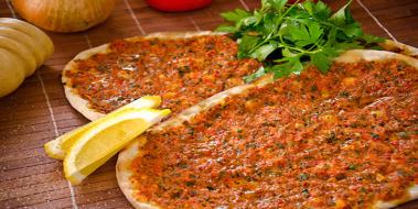 Lahmacun Ka Kalori
